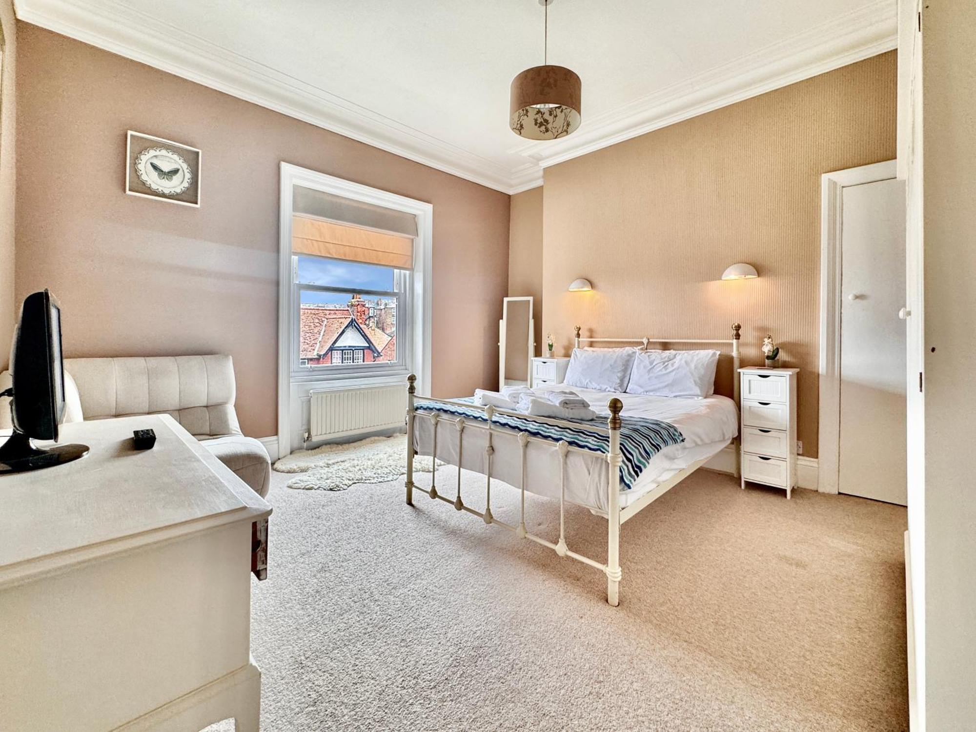 Apartment Victoria With Free Parking Scarborough Buitenkant foto