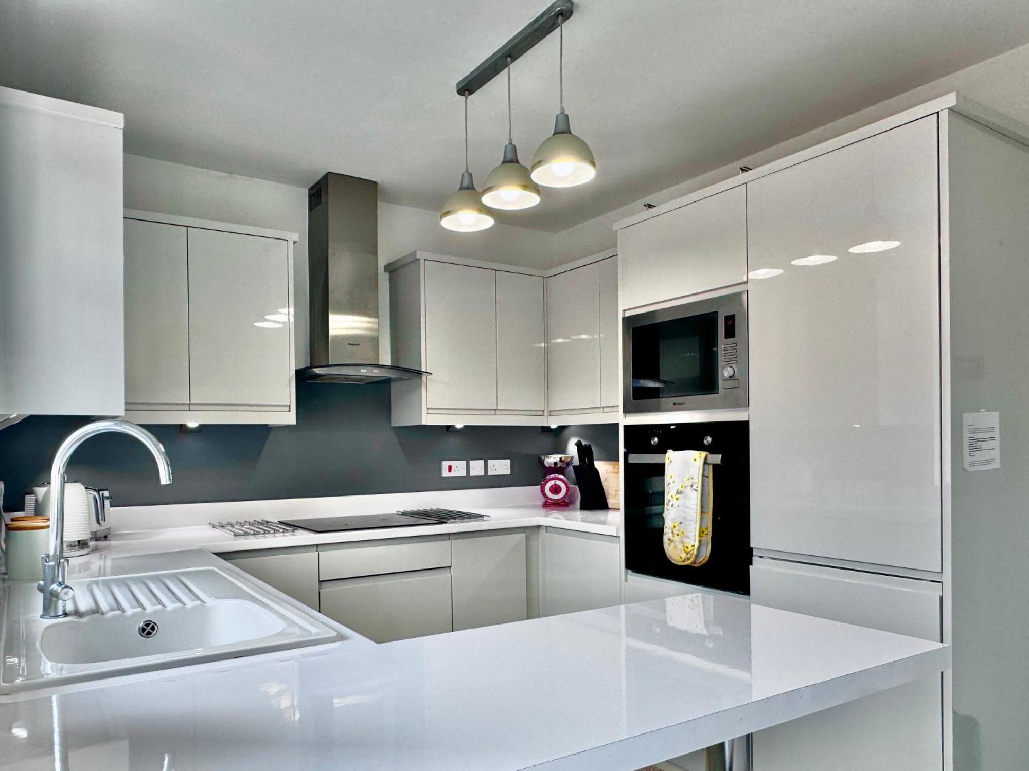 Apartment Victoria With Free Parking Scarborough Buitenkant foto