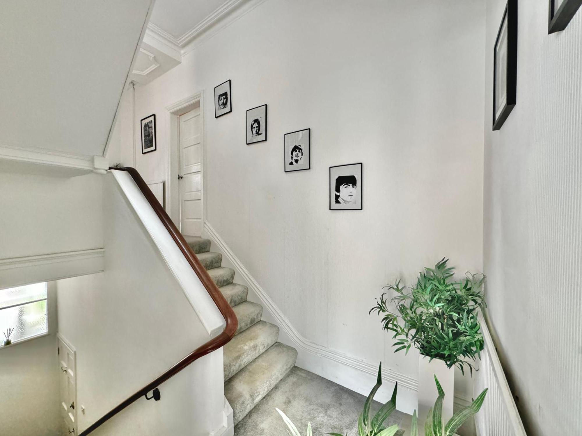 Apartment Victoria With Free Parking Scarborough Buitenkant foto