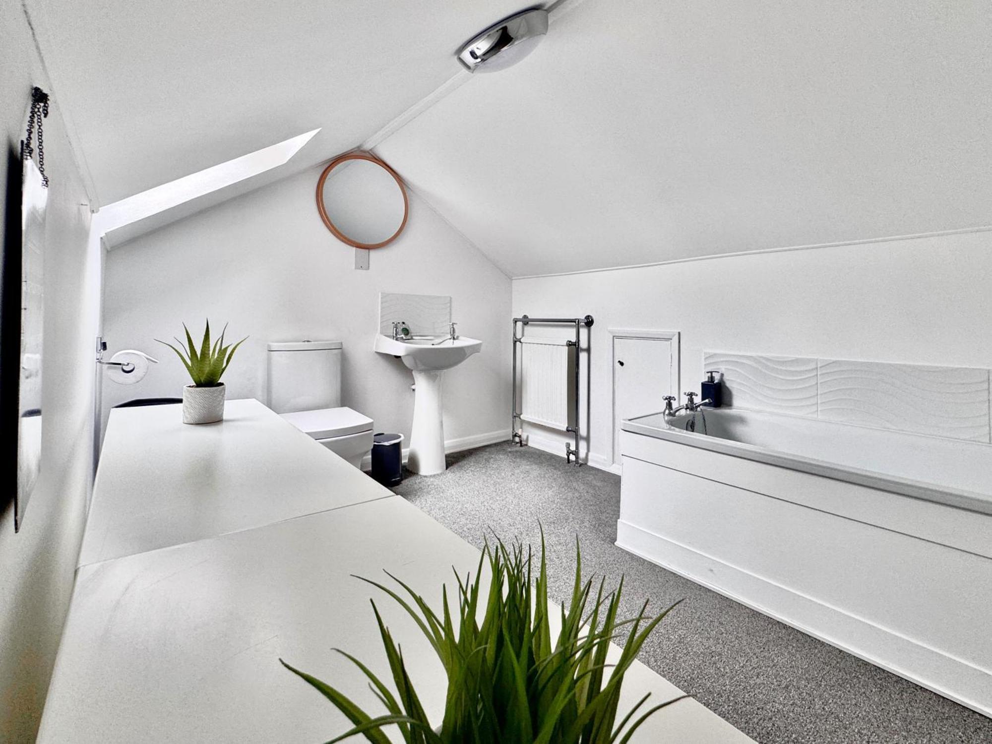 Apartment Victoria With Free Parking Scarborough Buitenkant foto